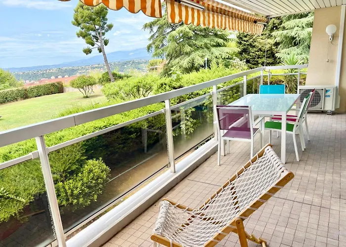 Quiet Flat With View And Swimming Pool * 尼斯