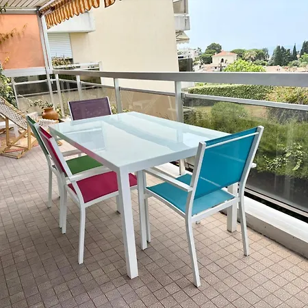 Quiet Flat With View And Swimming Pool 아파트 니스